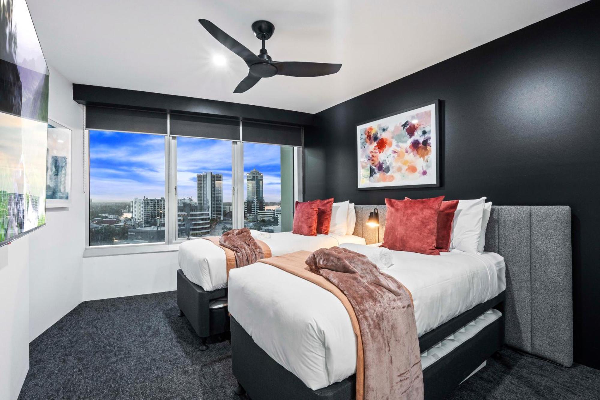Q Tower At Surfers Paradise - Self Contained Apartments Gold Coast Ngoại thất bức ảnh