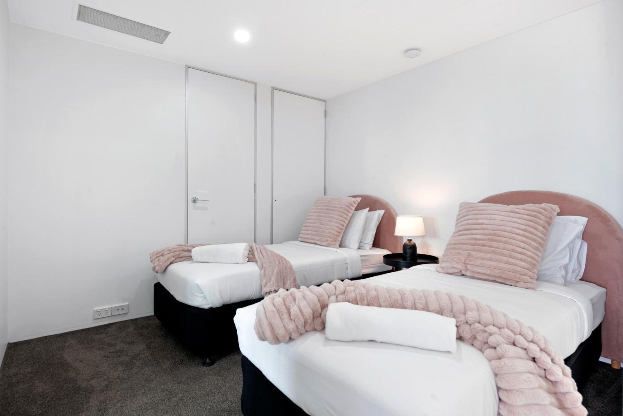 Q Tower At Surfers Paradise - Self Contained Apartments Gold Coast Ngoại thất bức ảnh