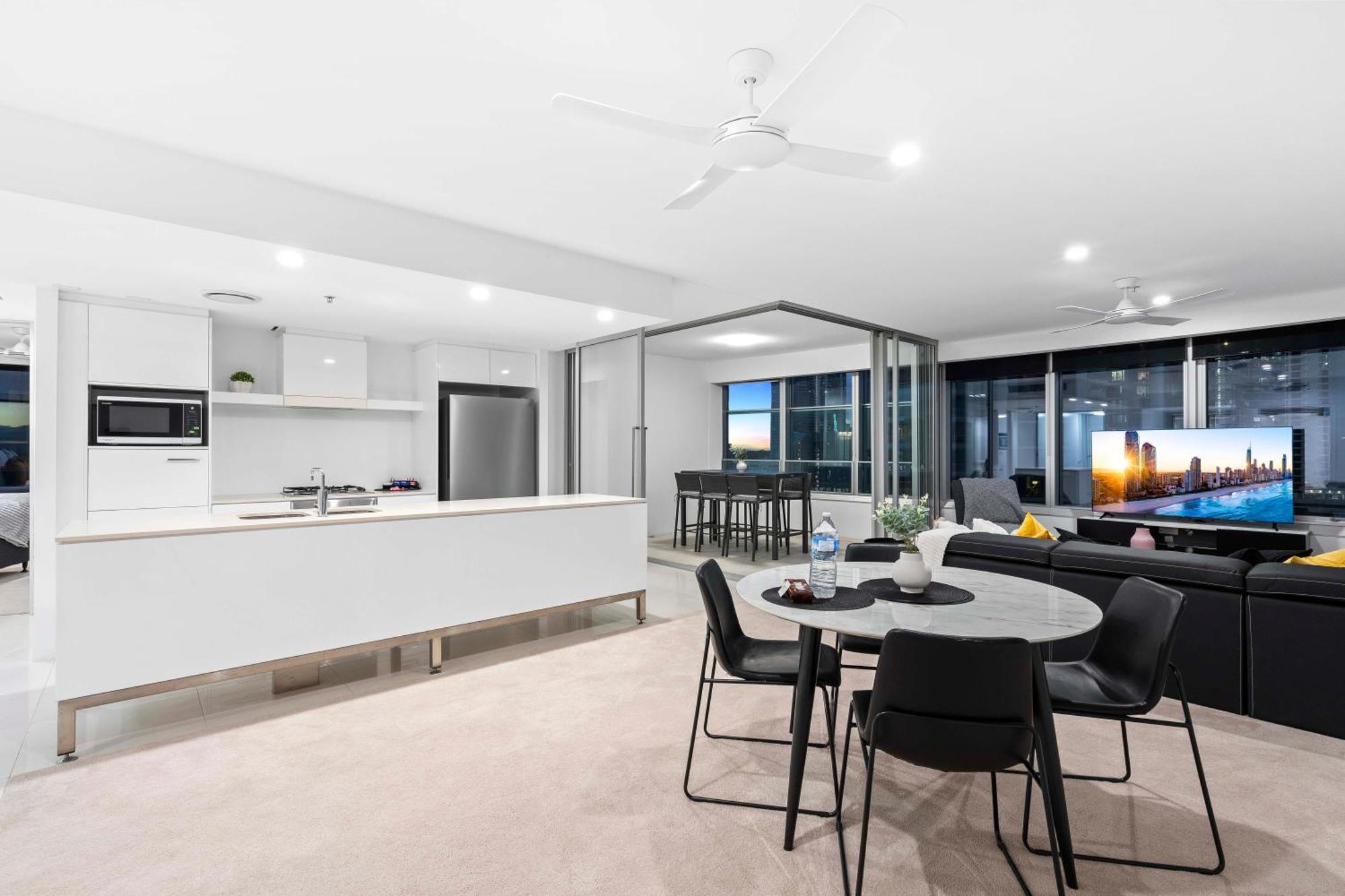 Q Tower At Surfers Paradise - Self Contained Apartments Gold Coast Ngoại thất bức ảnh