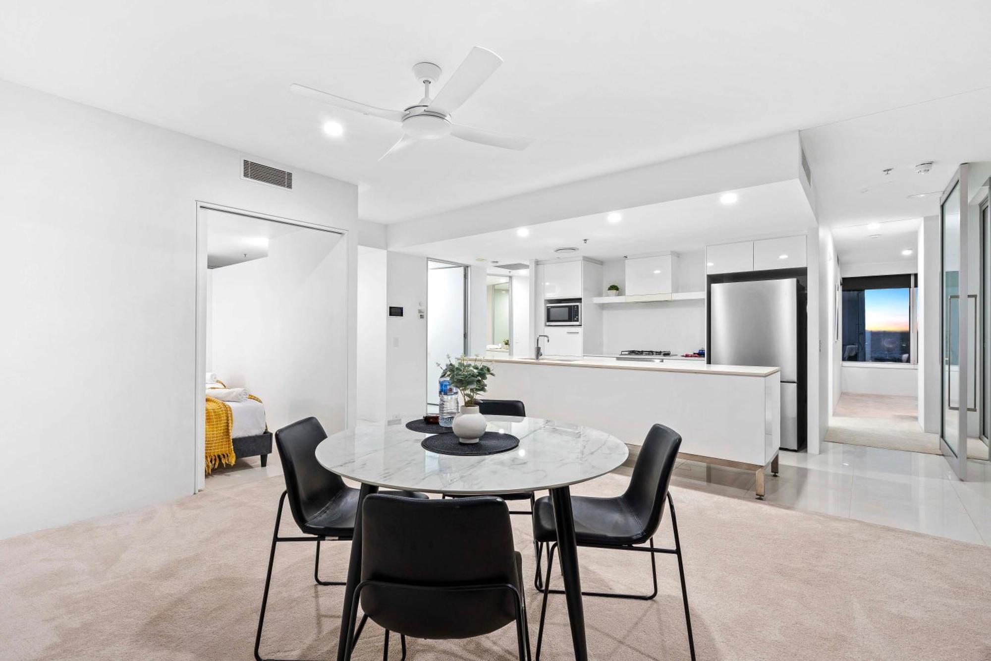Q Tower At Surfers Paradise - Self Contained Apartments Gold Coast Ngoại thất bức ảnh